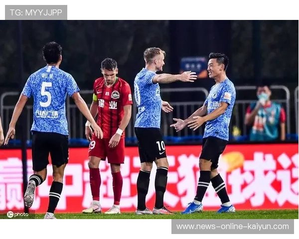 阿克高点头球决定胜负时刻