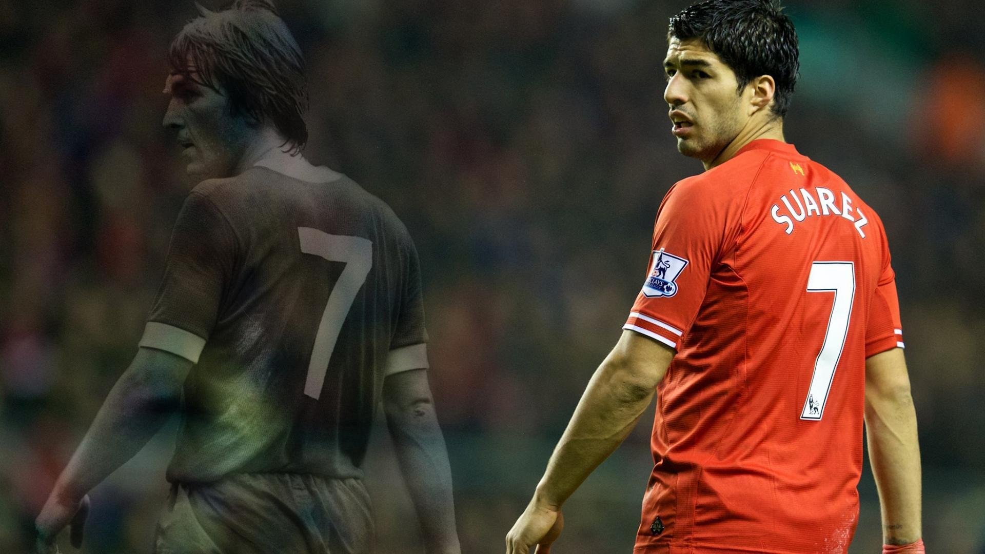 足球颠球耐力大赛 选手连续颠球上万次刷新个人纪录